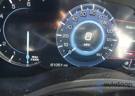 2018 Cadillac Escalade Esv Premium Luxury z USA, uszkodzony, nr VIN 1GYS4JKJ1JR263548